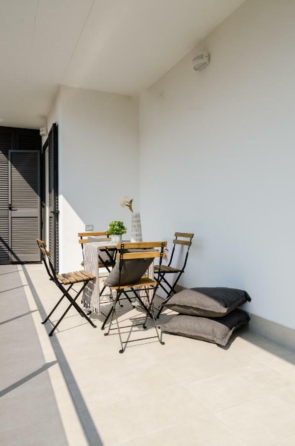 Fco Luxury Apartments Fiumicino Exteriör bild